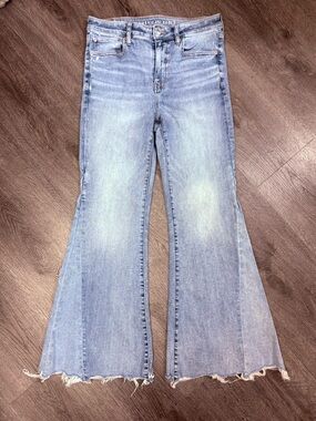 American Eagle Festival Flare Sz 12 Jeans Distressed Hi Rise Next Level Stretch